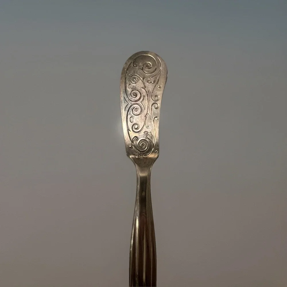 Sheffield England Silverplate ‎ Butter Knife Engraved